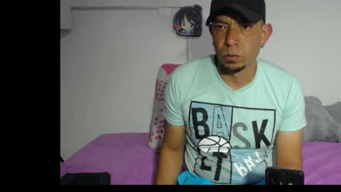 Snapshot of nova22ink chatting on 06-08-26, 02:34 nova22ink online show from 06-08-26, 02:34