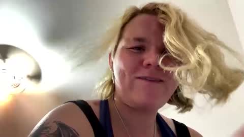 novamay96 online show from 10-16-25, 01:50