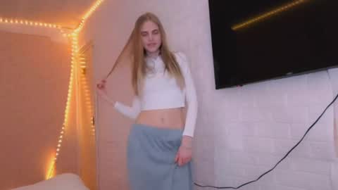 Mia Blake online show from 03-27-26, 04:40