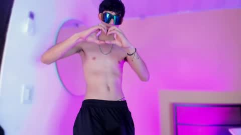 Nova online show from 01-05-25, 04:16