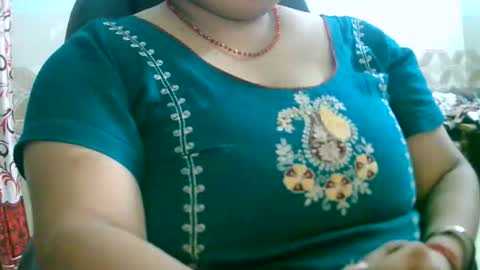 nsexyladdy online show from 05-11-26, 03:40