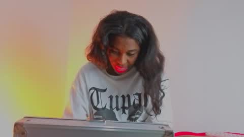 Channel Cox online show from 11-25-25, 07:19