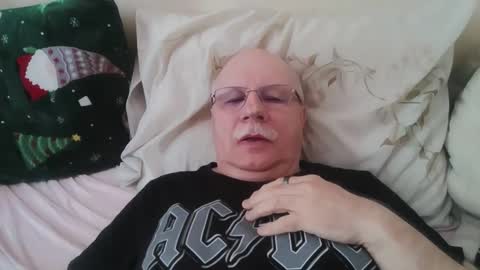 nukiss online show from 04-17-26, 11:57