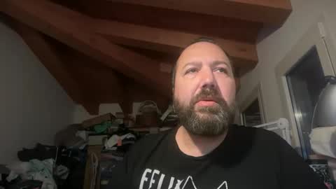 Nutelloso online show from 12-16-25, 07:24