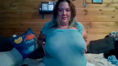 nutmegmatee online show from 11-29-25, 04:48