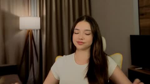 Rachel online show from 06-12-26, 07:24