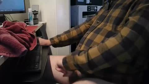 Snapshot of nutttyprof chatting on 10-23-25, 05:33 nuttyprof online show from 10-23-25, 05:33