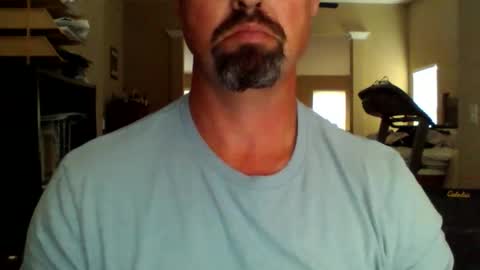 nvrenuff1979 online show from 12-02-25, 07:53