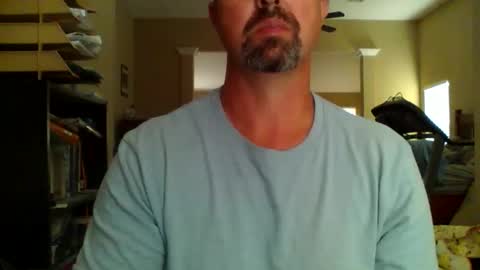 nvrenuff1979 online show from 04-28-26, 06:46