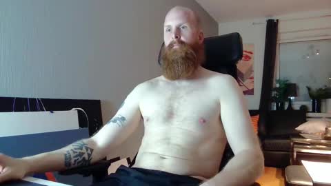 Snapshot of nxrthman chatting on 10-29-25, 10:55 nxrthman online show from 10-29-25, 10:55