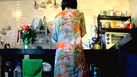 Snapshot of nylonseductress chatting on 11-17-25, 02:39 Scarlett online show from 11-17-25, 02:39