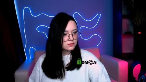 Mira online show from 04-25-26, 12:41