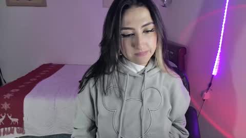 Snapshot of nymph_frida chatting on 12-06-24, 08:59 Frida online show from 12-06-24, 08:59