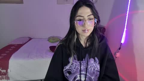 Snapshot of nymph_frida chatting on 12-11-24, 08:15 Frida online show from 12-11-24, 08:15