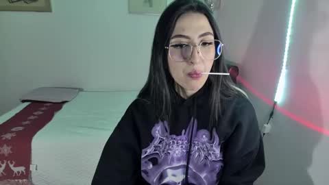 Snapshot of nymph_frida chatting on 12-13-24, 06:31 Frida online show from 12-13-24, 06:31