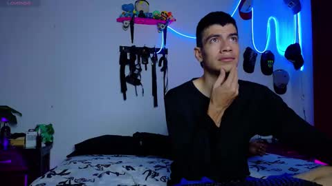 Snapshot of nymphobuddies chatting on 02-11-25, 01:41 David and Steven Independents online show from 02-11-25, 01:41