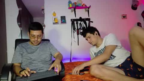 Snapshot of nymphobuddies chatting on 01-10-26, 06:20 David and Steven Independents online show from 01-10-26, 06:20