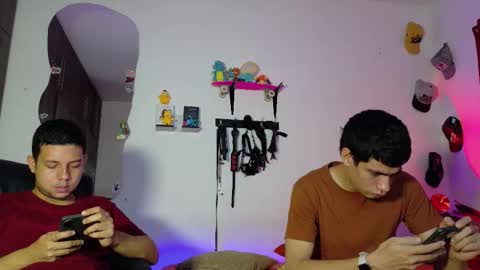 Snapshot of nymphobuddies chatting on 01-11-26, 09:31 David and Steven Independents online show from 01-11-26, 09:31