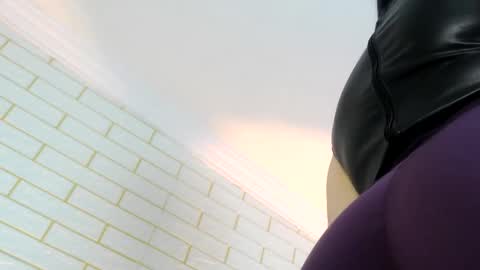 nyx1126 online show from 11-06-25, 12:28