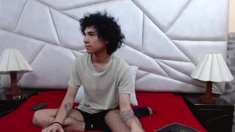 nyx_and_arian online show from 05-14-26, 01:34