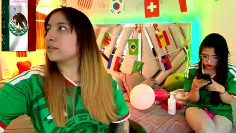 Snapshot of nyx_andria chatting on 06-19-26, 12:59 Alex . online show from 06-19-26, 12:59