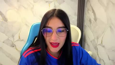 Snapshot of nyx_kitty_a chatting on 07-07-26, 01:26 Nia online show from 07-07-26, 01:26