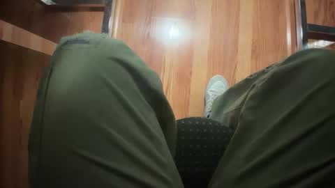 Snapshot of obiwand653040 chatting on 11-01-25, 01:40 obiwand653040 online show from 11-01-25, 01:40