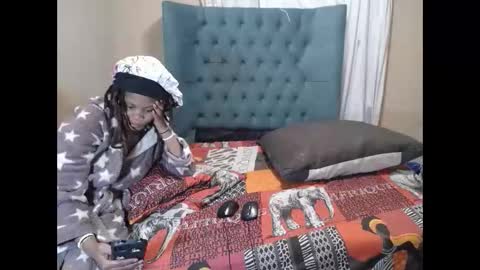 Snapshot of obsessedmimi chatting on 04-29-26, 06:14 obsessedmimi online show from 04-29-26, 06:14