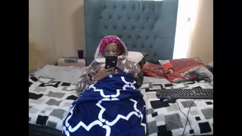 Snapshot of obsessedmimi chatting on 05-08-26, 07:03 obsessedmimi online show from 05-08-26, 07:03