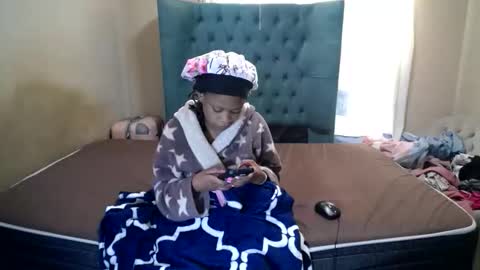 Snapshot of obsessedmimi chatting on 06-08-26, 11:43 obsessedmimi online show from 06-08-26, 11:43