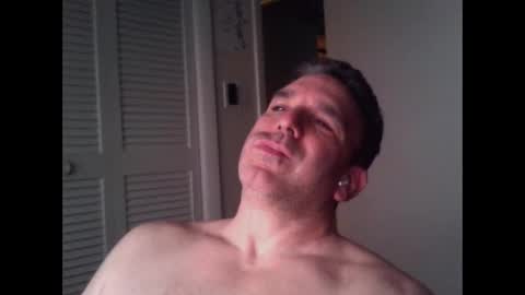 Snapshot of oceanmanx chatting on 01-17-26, 05:12 Ocean online show from 01-17-26, 05:12