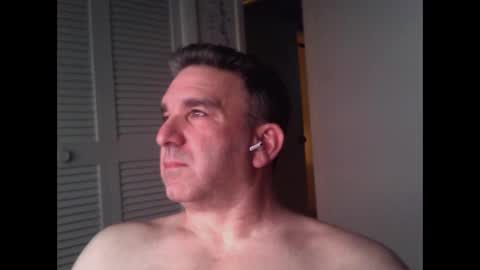 Snapshot of oceanmanx chatting on 02-08-26, 04:16 Ocean online show from 02-08-26, 04:16