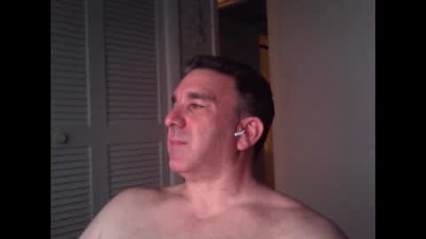 Snapshot of oceanmanx chatting on 03-02-26, 05:08 Ocean online show from 03-02-26, 05:08