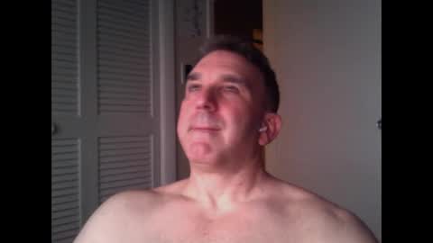 Snapshot of oceanmanx chatting on 05-30-26, 02:41 Ocean online show from 05-30-26, 02:41