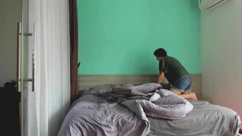 Evie online show from 02-03-25, 05:51