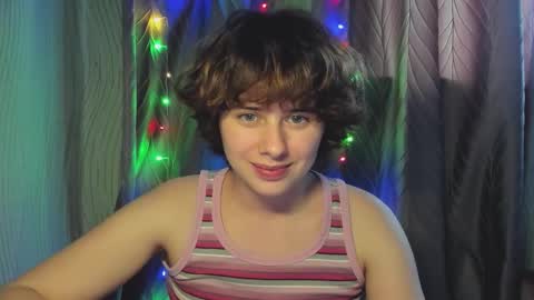 Evie online show from 09-21-25, 01:35