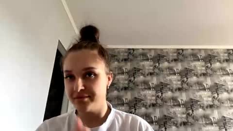 Mira online show from 06-03-26, 11:57