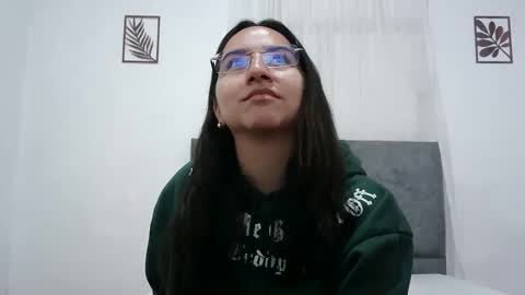 Val online show from 04-23-26, 01:35