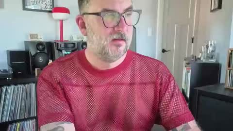 Office Dad online show from 09-09-25, 08:41