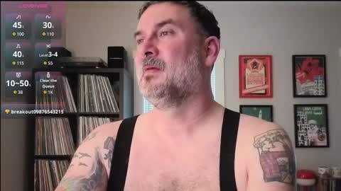 Office Dad online show from 01-09-26, 08:54