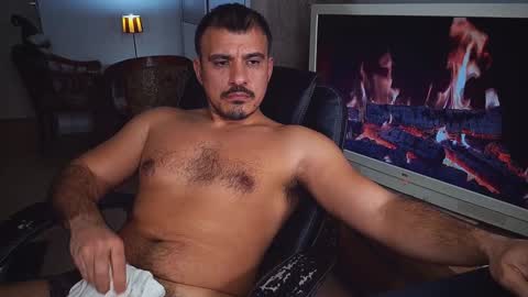 Snapshot of officeman7 chatting on 12-20-24, 09:06 officeman7 online show from 12-20-24, 09:06