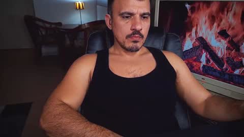 Snapshot of officeman7 chatting on 01-23-25, 07:29 officeman7 online show from 01-23-25, 07:29