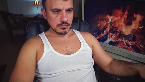 Snapshot of officeman7 chatting on 02-04-25, 06:38 officeman7 online show from 02-04-25, 06:38