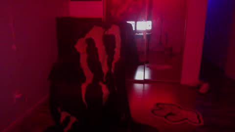 Snapshot of officialmoneyxxx chatting on 01-15-25, 11:21 Money online show from 01-15-25, 11:21