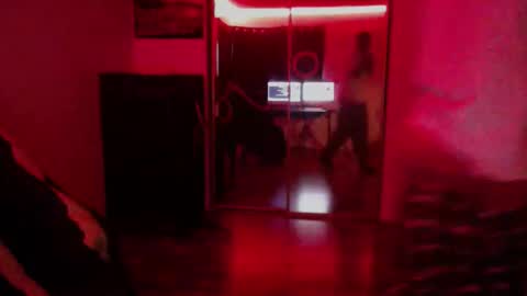 Money online show from 11-20-25, 04:29