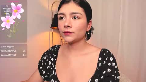  Holly  online show from 11-28-25, 11:40