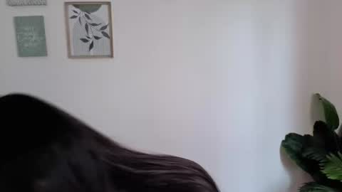 Snapshot of ohanna_ chatting on 09-24-25, 03:59 ohanna_ online show from 09-24-25, 03:59