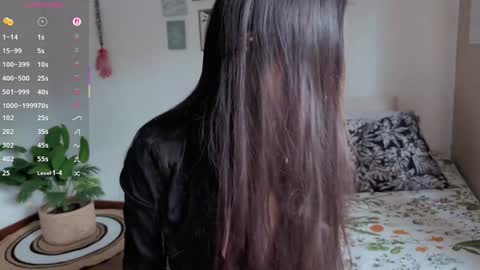 Snapshot of ohanna_ chatting on 10-14-25, 08:53 ohanna_ online show from 10-14-25, 08:53