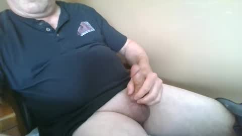 Snapshot of ohcleveland chatting on 02-20-25, 05:40 OhCleveland online show from 02-20-25, 05:40