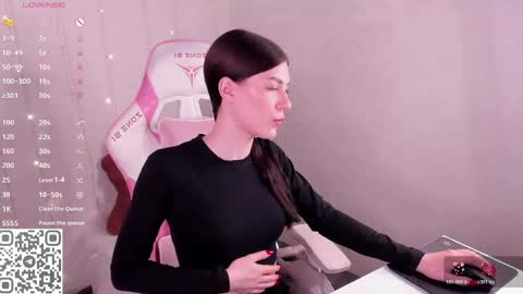Snapshot of ohh_my_vens chatting on 05-09-26, 12:05 KAYA. online Tu We Th Fr Sa 0100AM - 0800AM Time zone of Germany Munich online show from 05-09-26, 12:05